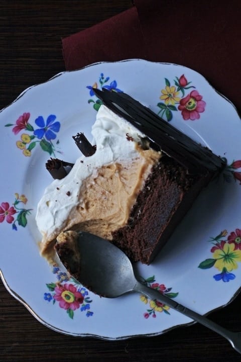 Blond Chocolate Mousse Cake5