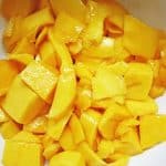 cut mango in a bowl