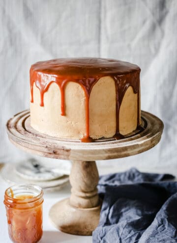 This gluten-free Salted Caramel Chocolate Espresso Cake is one of my favourite cakes from the cake stall. A chocolate lover’s sponge sandwiched together with silky salted caramel swiss meringue buttercream and drizzled with thick luscious salted caramel.