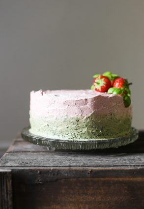 A beautiful Strawberry Sweet Pesto Cake {gluten-free}