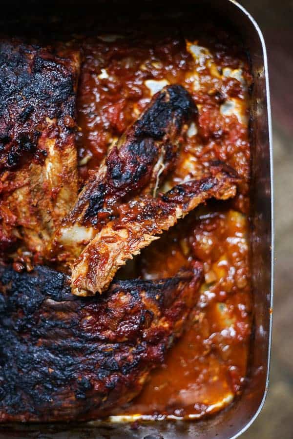 Barbecue Spare ribs in a roasting dish