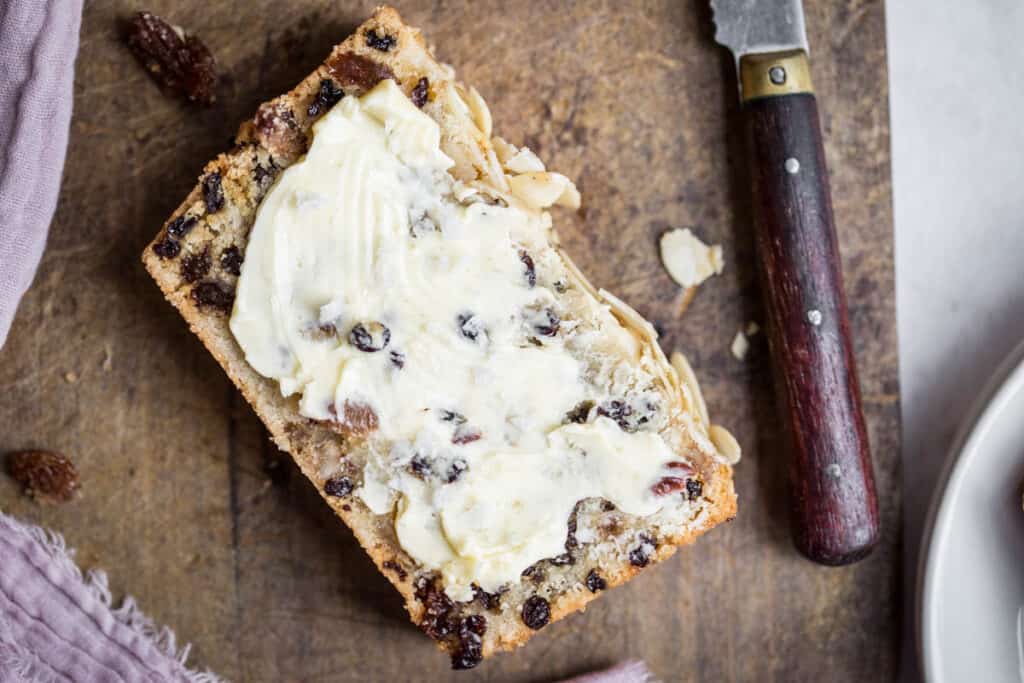 Vinegar Cake From The Larder