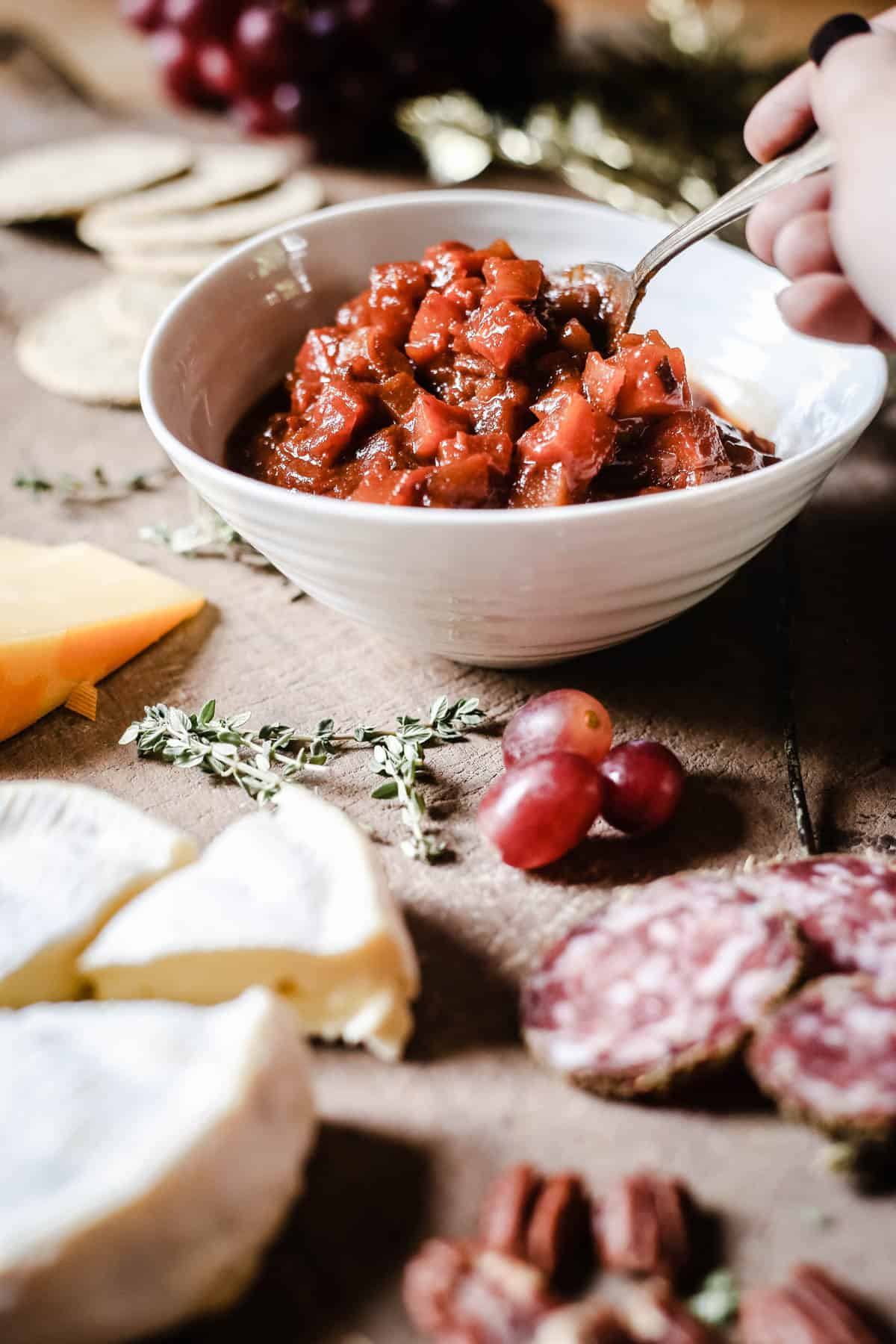 mid shot of Boxing Day Ale Chutney in the middle of a cheeseboard